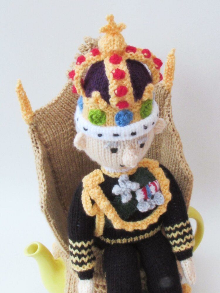 King Charles III Coronation Tea Cosy Knitting Pattern