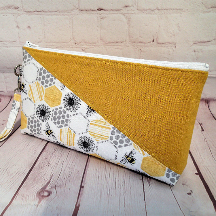 Kent Wristlet Clutch bag sewing pattern (PLUS VIDEO)