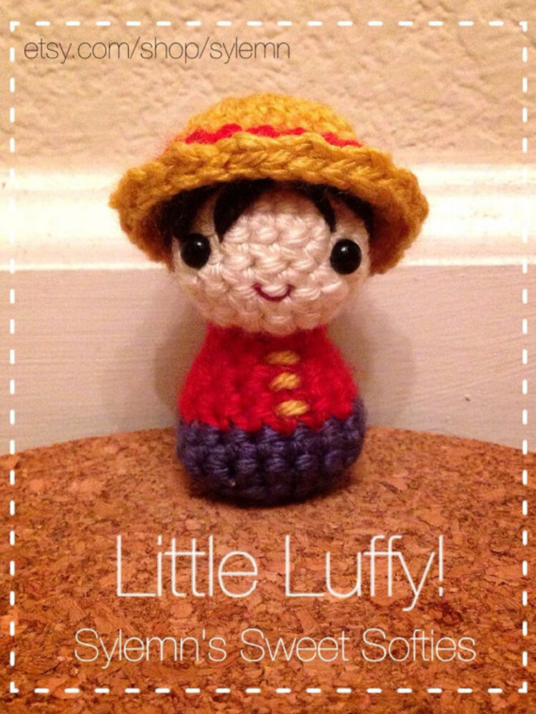 Luffy "ONE PIECE" Tiny Chibi Anime Kokeshi Doll