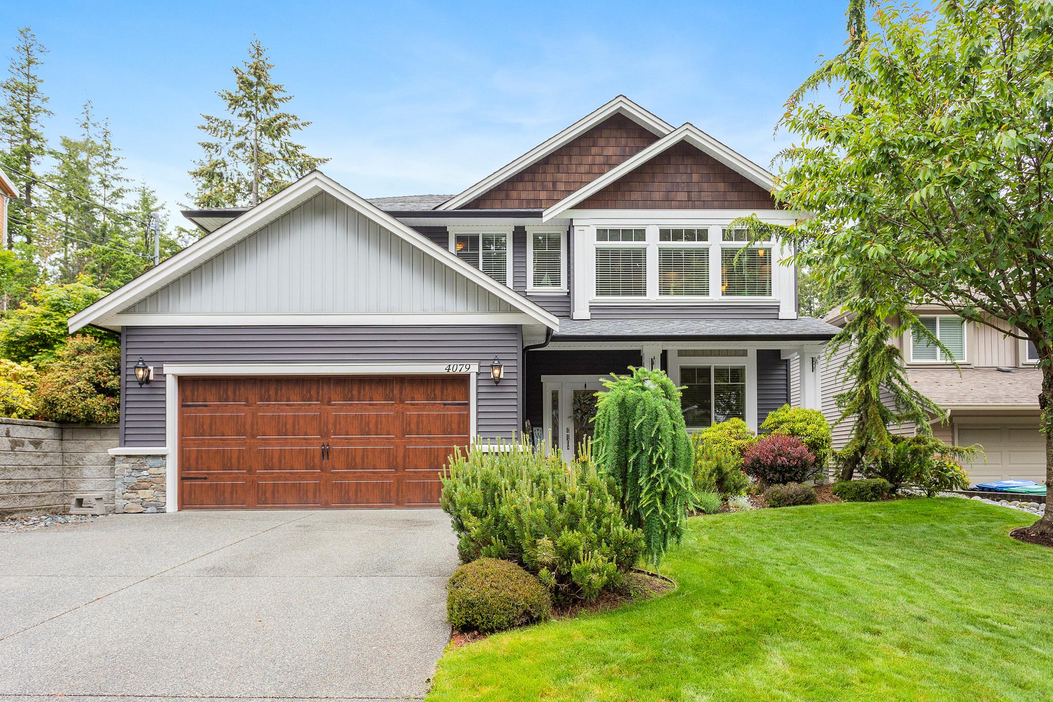 Uplands Basement Entry Home for sale 4 bedroom 2,543 sq.ft. (Listed