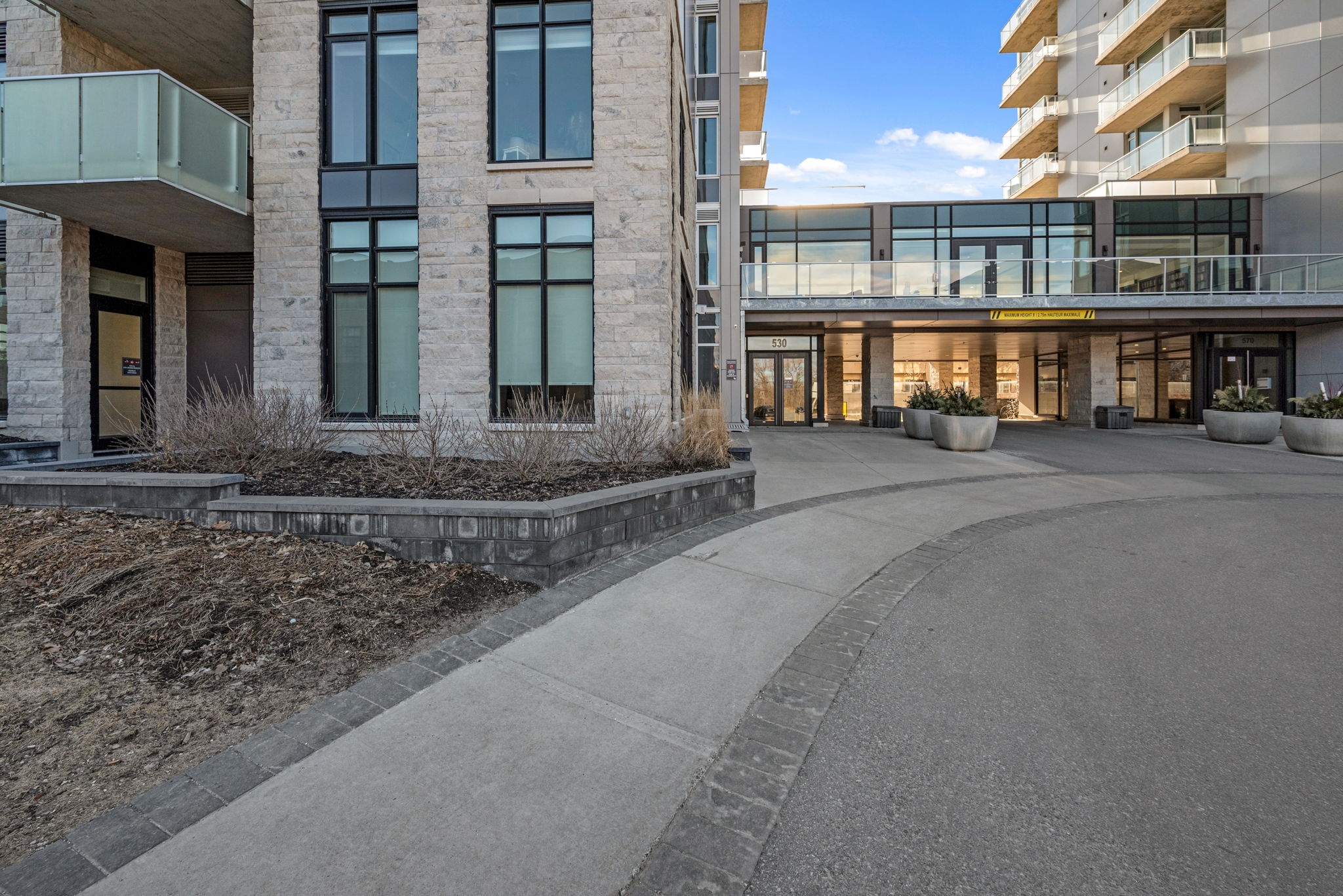 Greystone Village Condo for sale 2 bedroom (Listed 20240325)