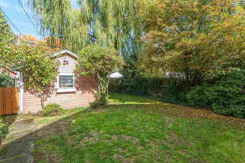 Kitsilano House for sale 5 bedroom 2,371 sq.ft. (Listed 20151027)