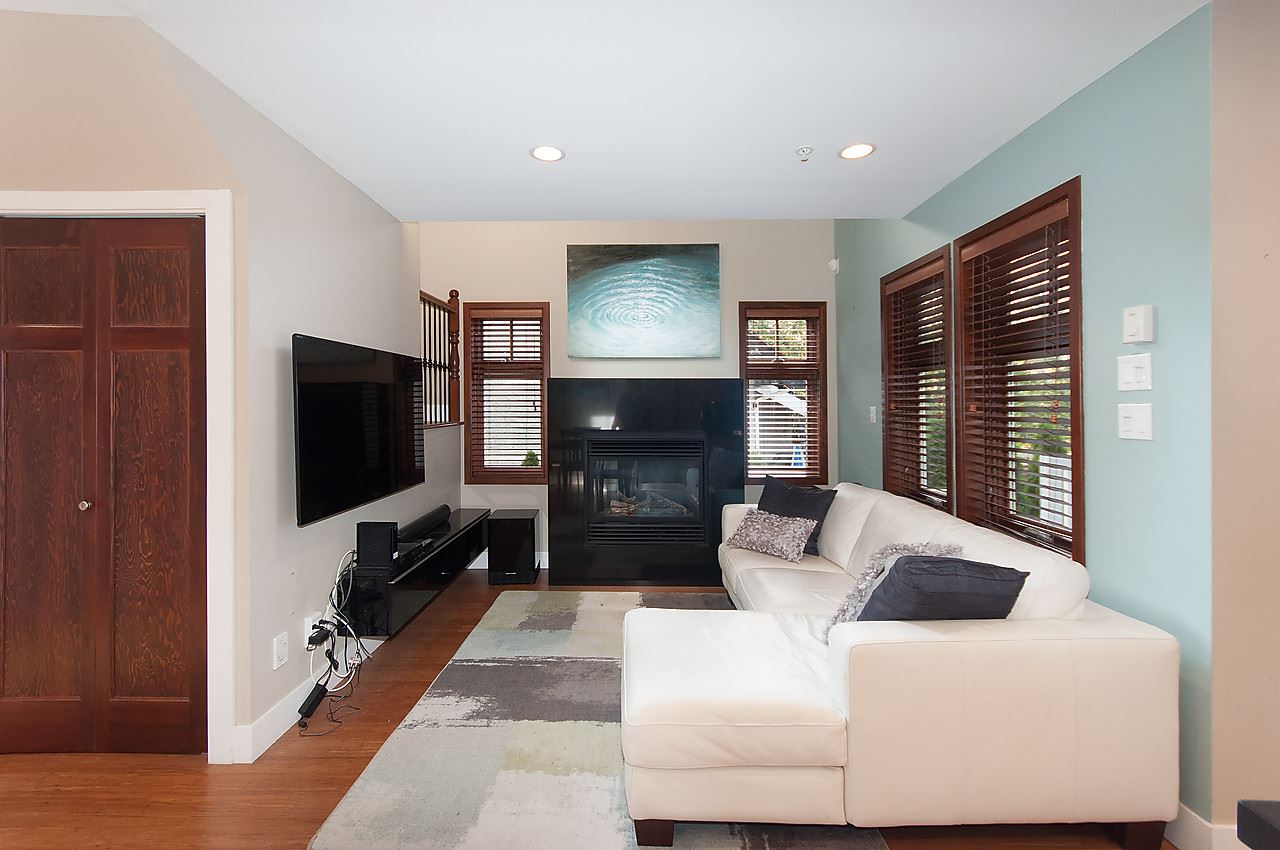 Kitsilano Townhouse for sale 2 bedroom 1,080 sq.ft. (Listed 20160202)