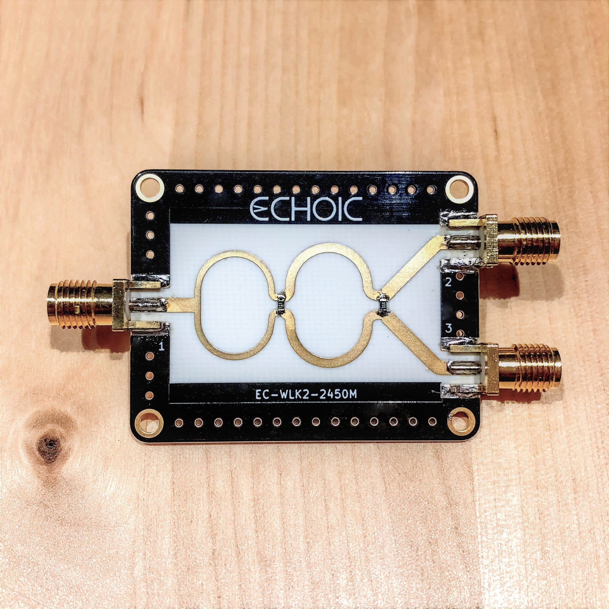 ECWLK22450M Wilkinson Power 0.54.75 GHz Echoic RF