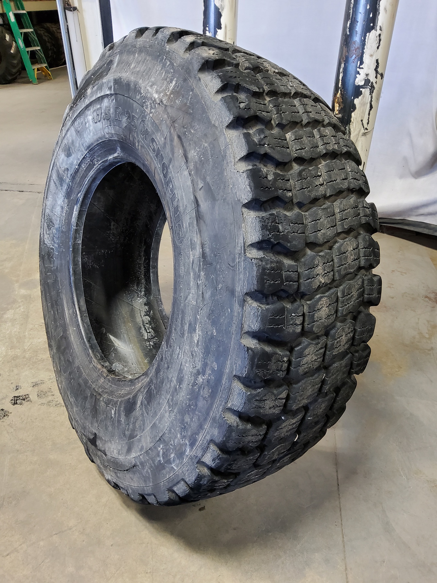 Used17.5/R25 Michelin X SnoPlus M&S G2/L2 OTR Tires for Sales NTS