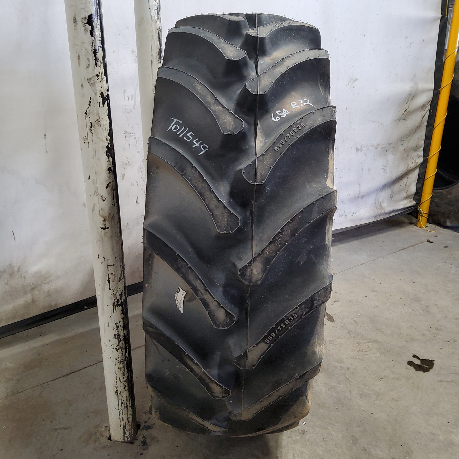Used650/75R32 Firestone Radial All Traction DT R1W Agricultural Tires