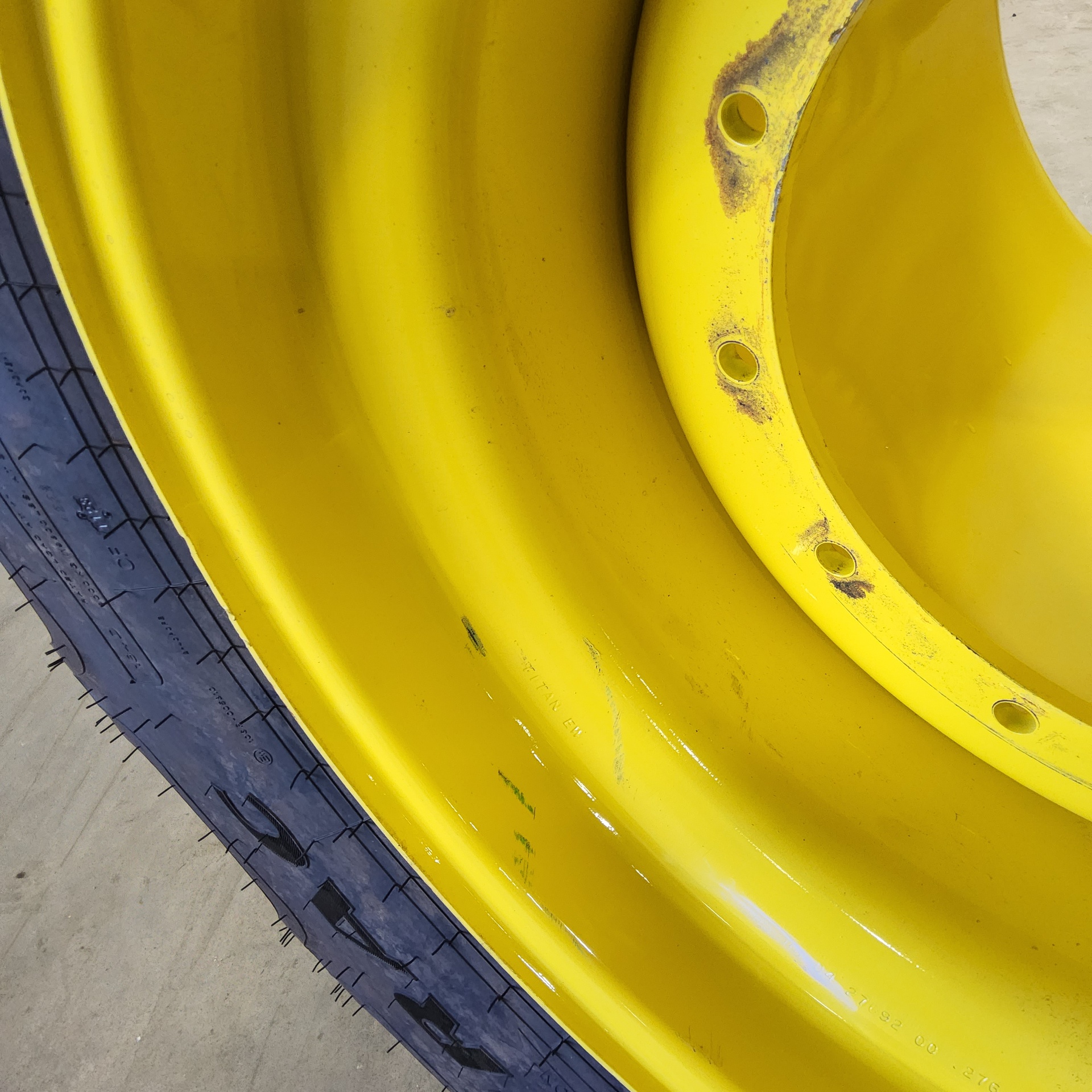 Used36"W x 32"D Formed Plate Agriculture & Forestry Wheels for Sales