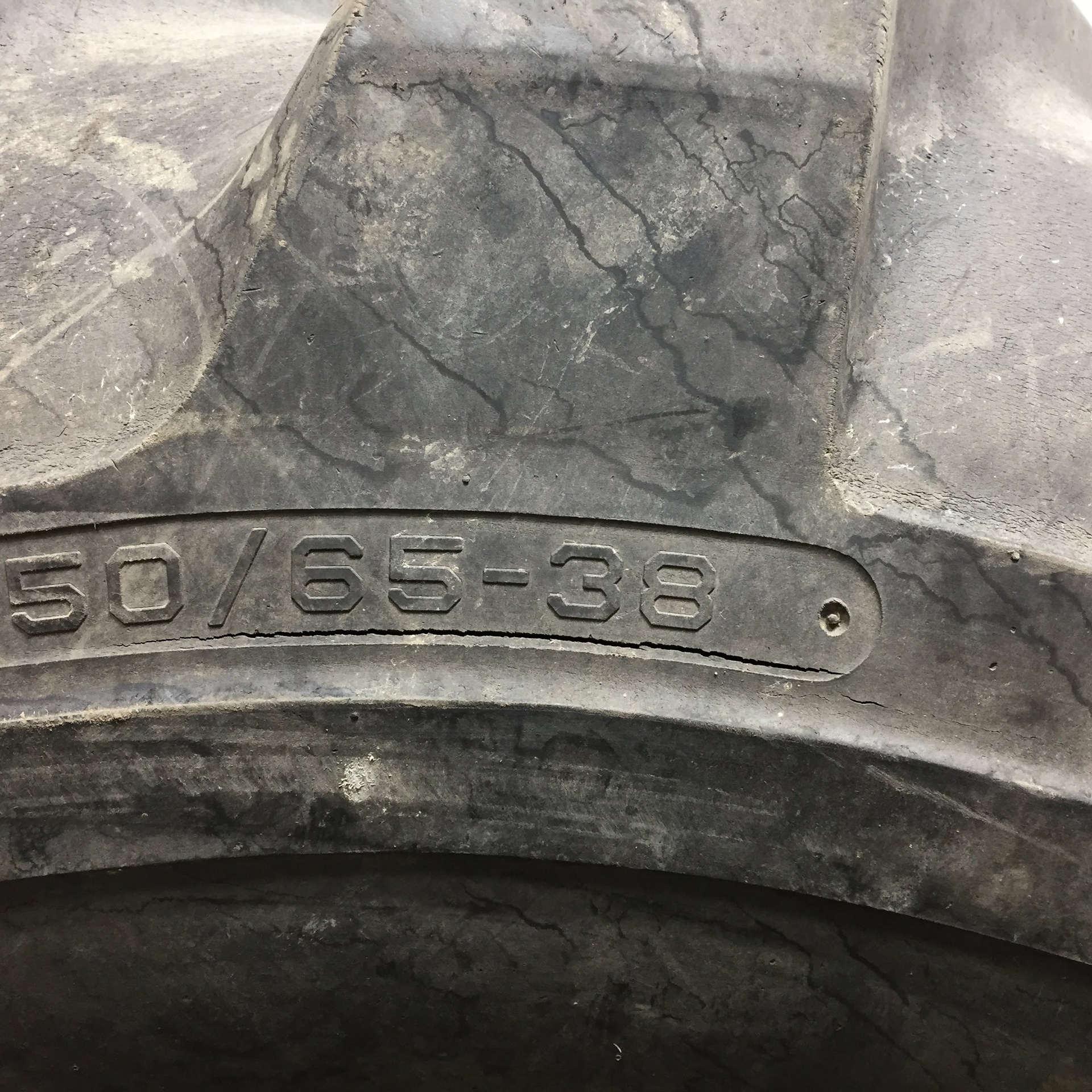 Used750/6538 Blackstone Super Terra Flotation R1 Agricultural Tires for Sales NTS Tire