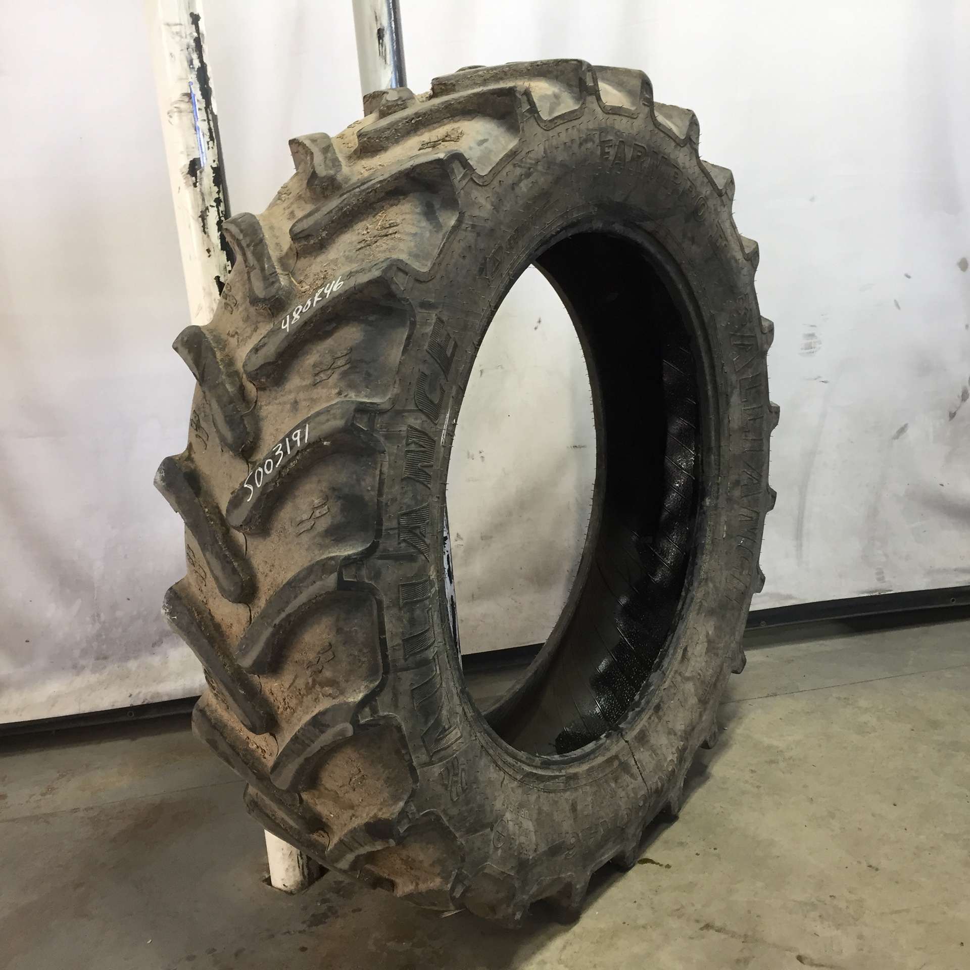 Used480/80R46 Alliance 846 Farm Pro II 85 Series R1W Agricultural