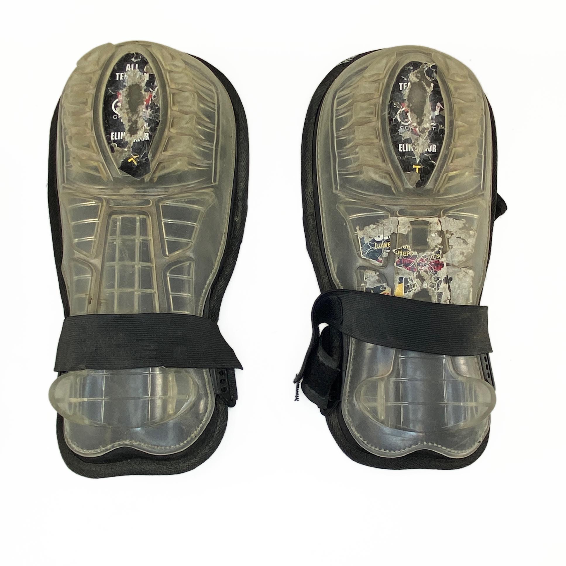 Three Pairs of Knee Pads OTL store