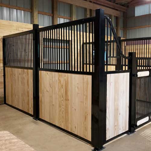 Tuscany Stall Grilled Partition RAMM Stalls