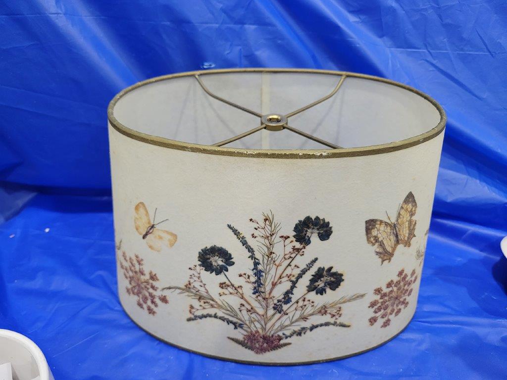Real flower and butterfly lamp shade Store 800