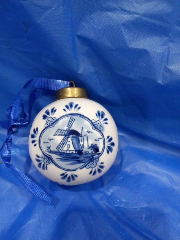 Holland Delft Blue Flowers Hand Painted Christmas Ball Ornament Store 800