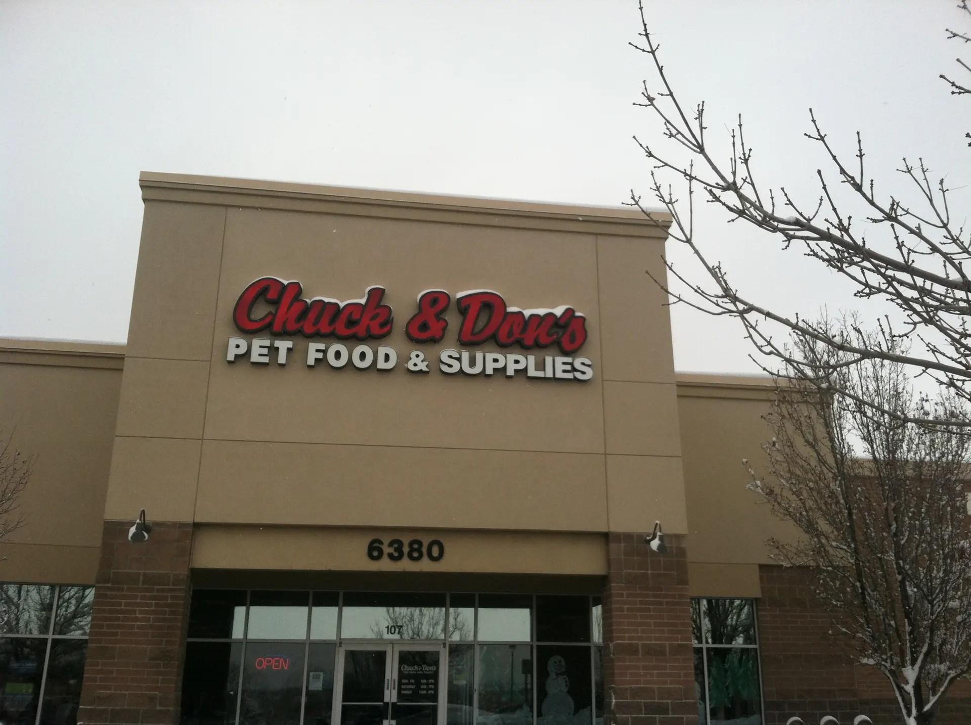 Chuck & Don's Pet Food & Supplies Aurora, CO