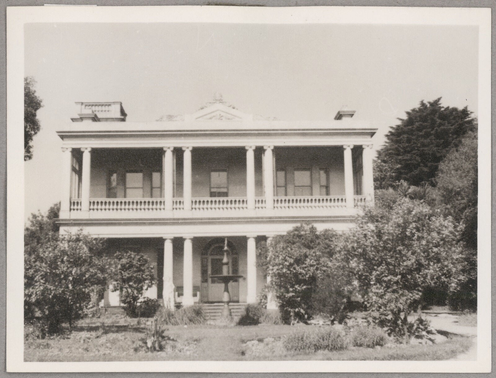 St Kilda Road was it really lined with Mansions? Storey of Melbourne