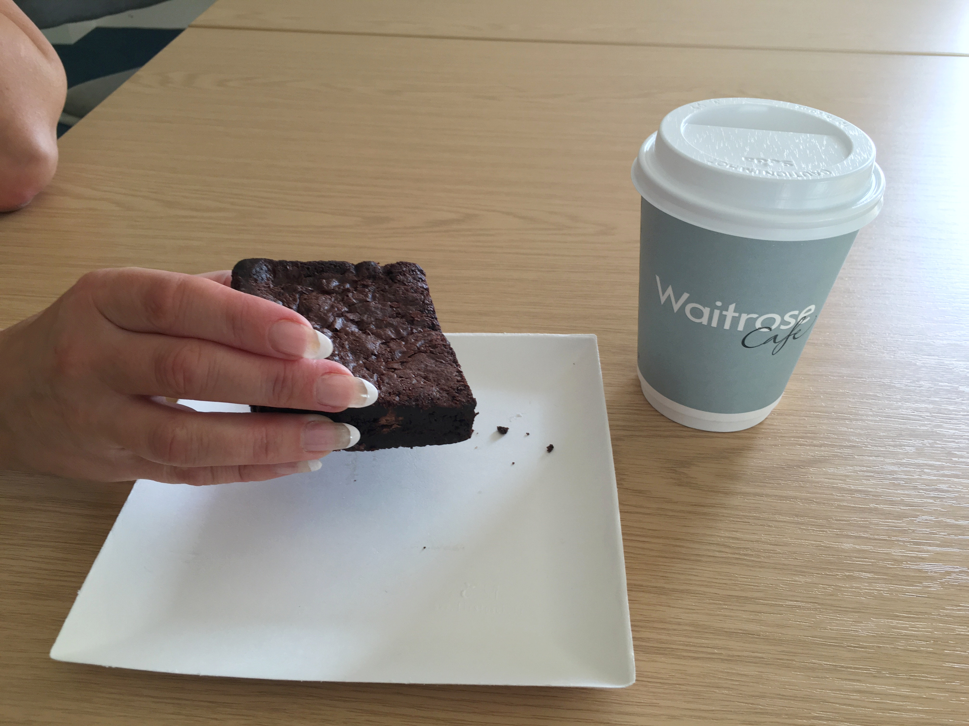 SWNS_WAITROSE_PLATES_02 SWNS