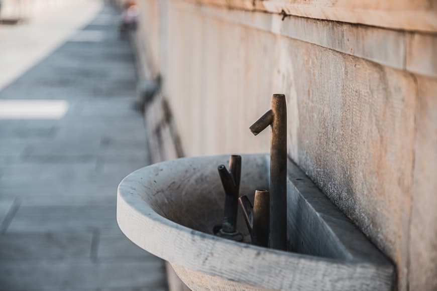 Creative Ways to Reuse and Repurpose Old Sinks