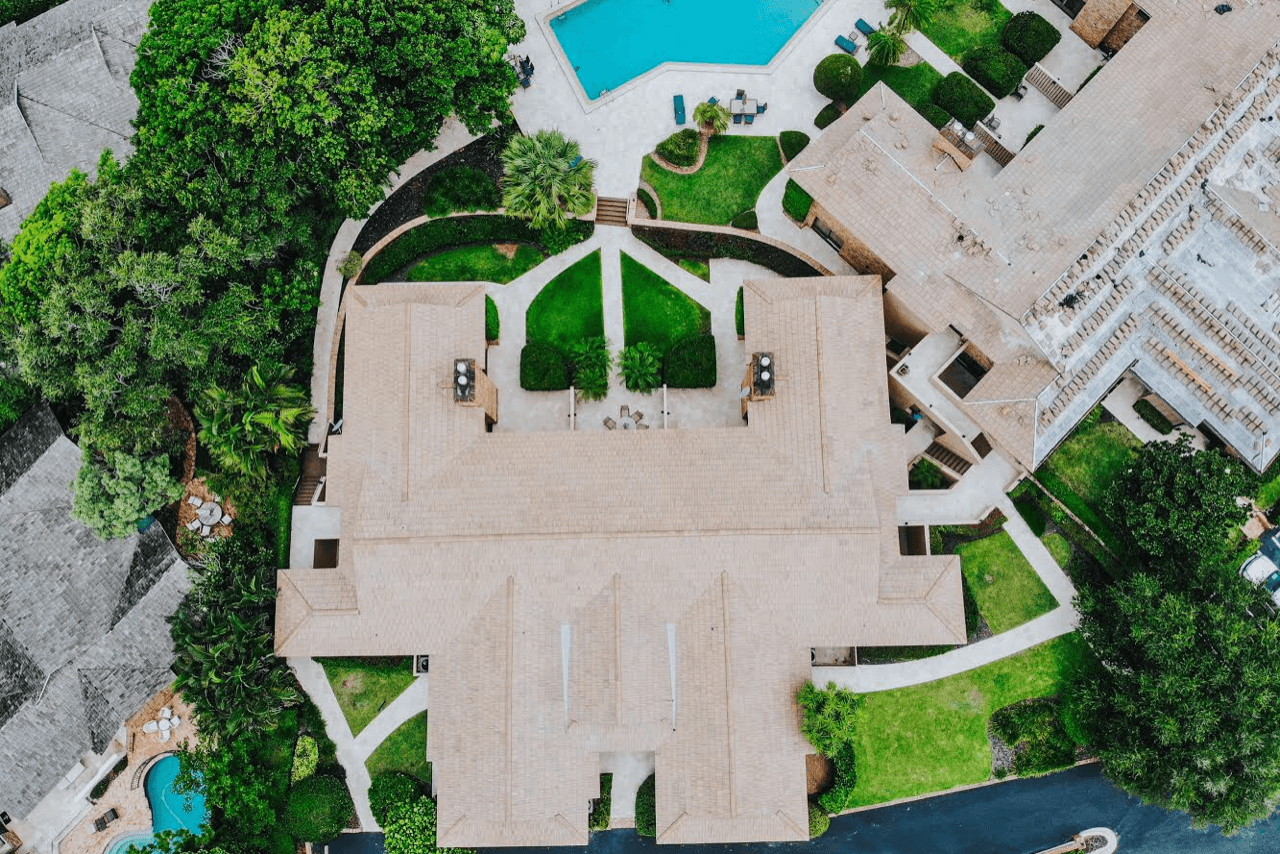 Jupiter Hills Country Club • Storm Team Construction