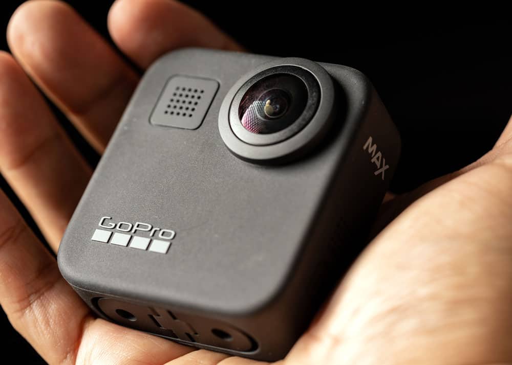 GoPro Max Battery Guide (9 Things) Life, Charger, Specs • Storyteller Tech