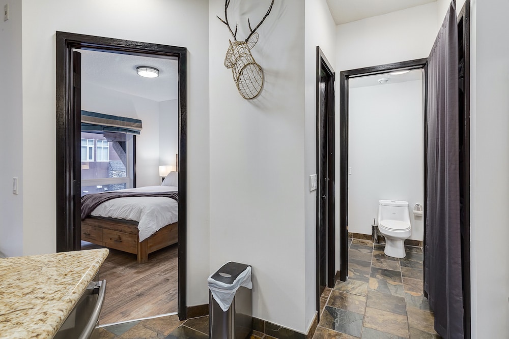 Newly Renovated Canmore Airbnb With Hot Tub S & T Properties