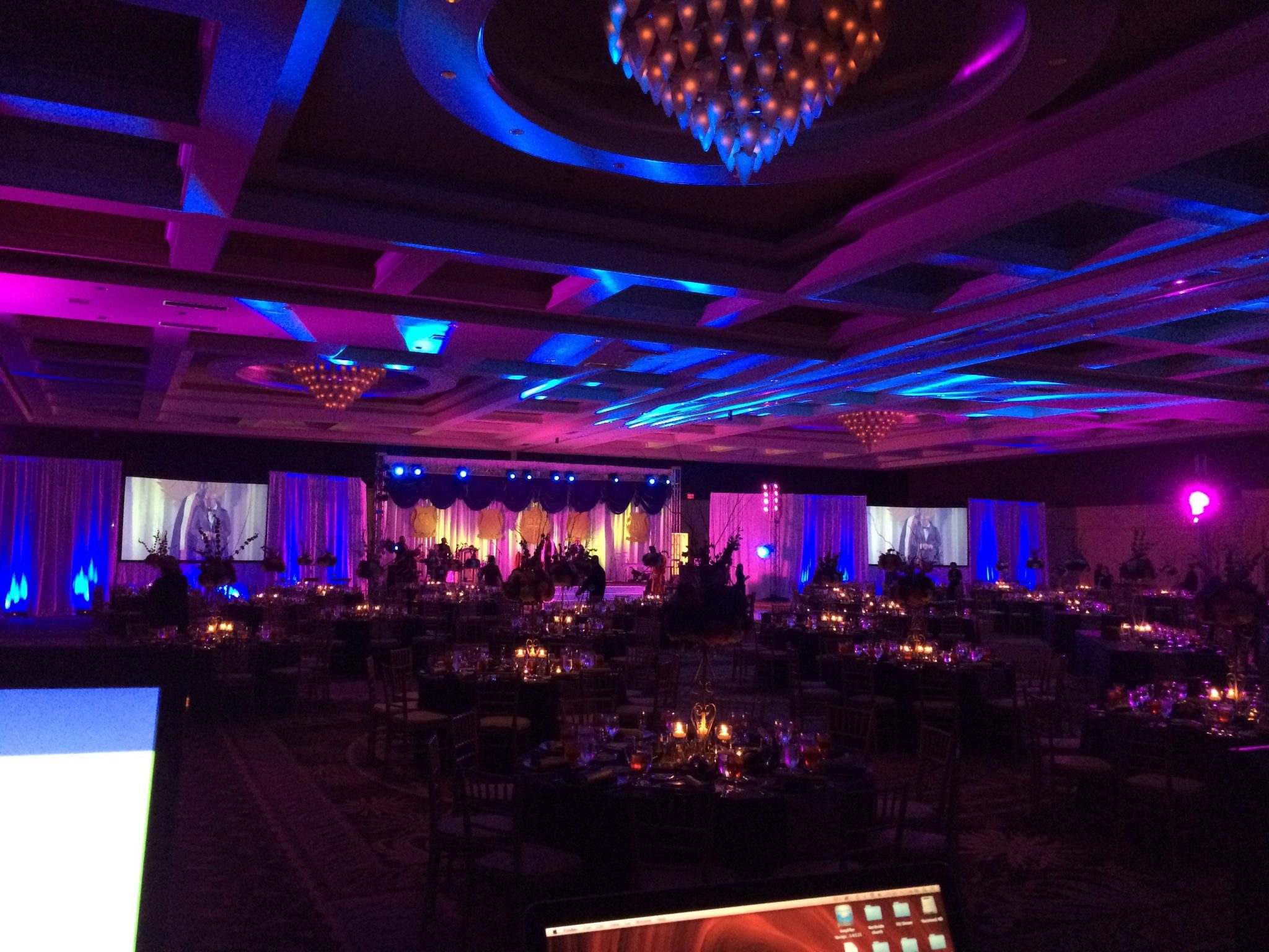 02 CEILINGS & PERIMETERS STR MIAMI MULTIMEDIA STAGING SERVICES