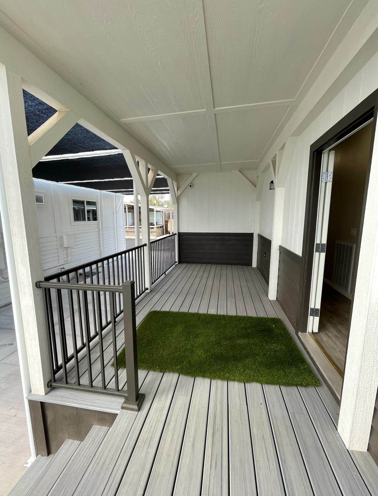 Islander Lake House Havasu Str8Up Toy Trader