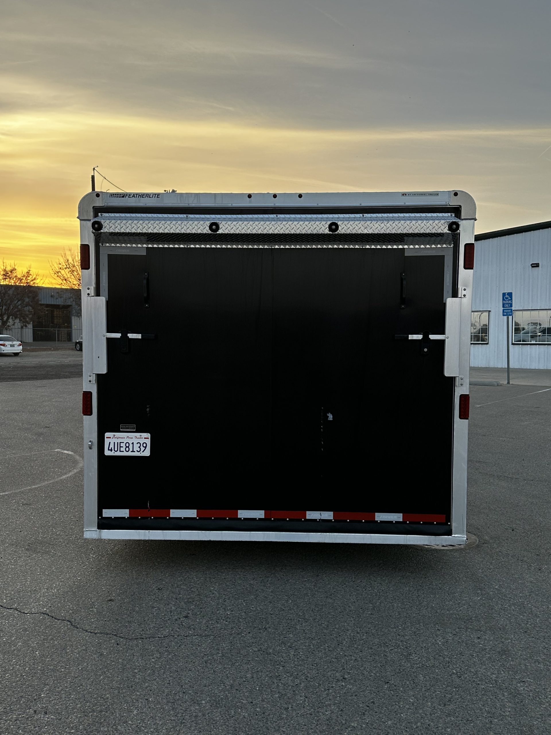 2018 Featherlite 49410032 Str8Up Toy Trader