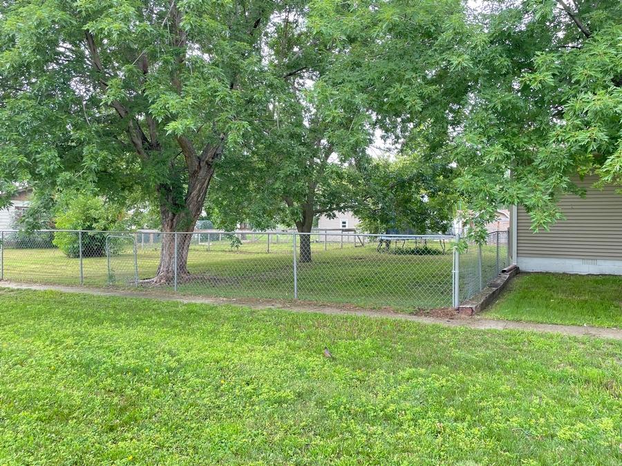 387 N Ash Street, Long Pine, NE 69217