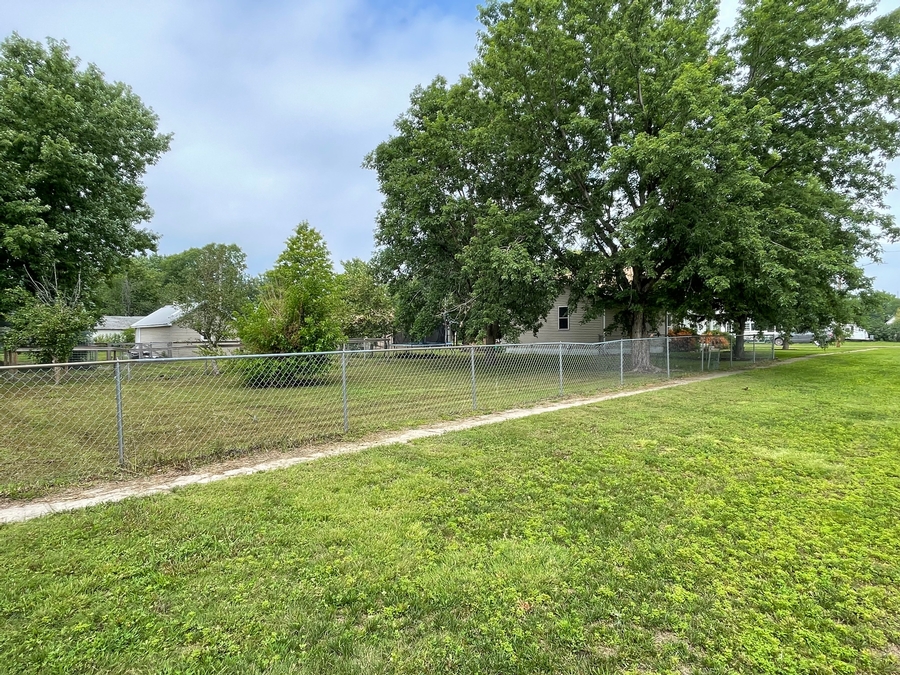 387 N Ash Street, Long Pine, NE 69217