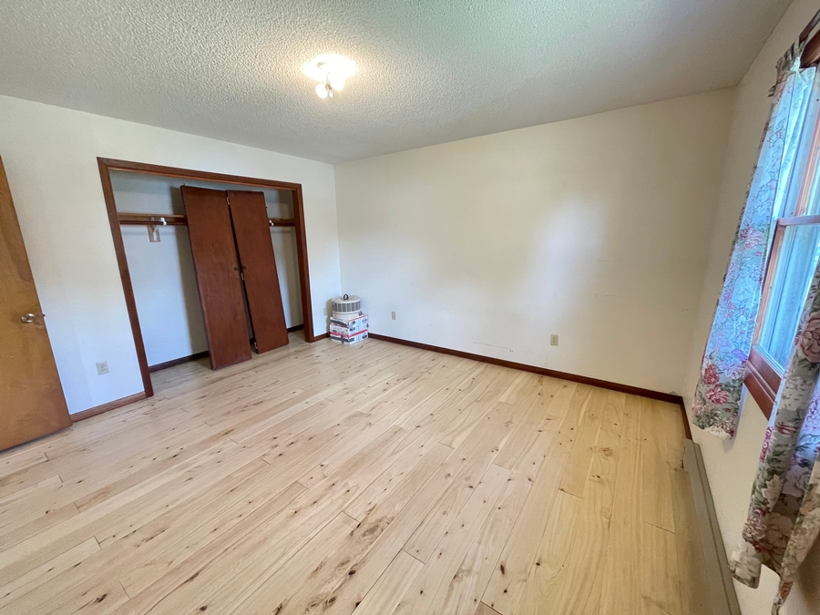 226 S Ash Street, Springview, NE 68778