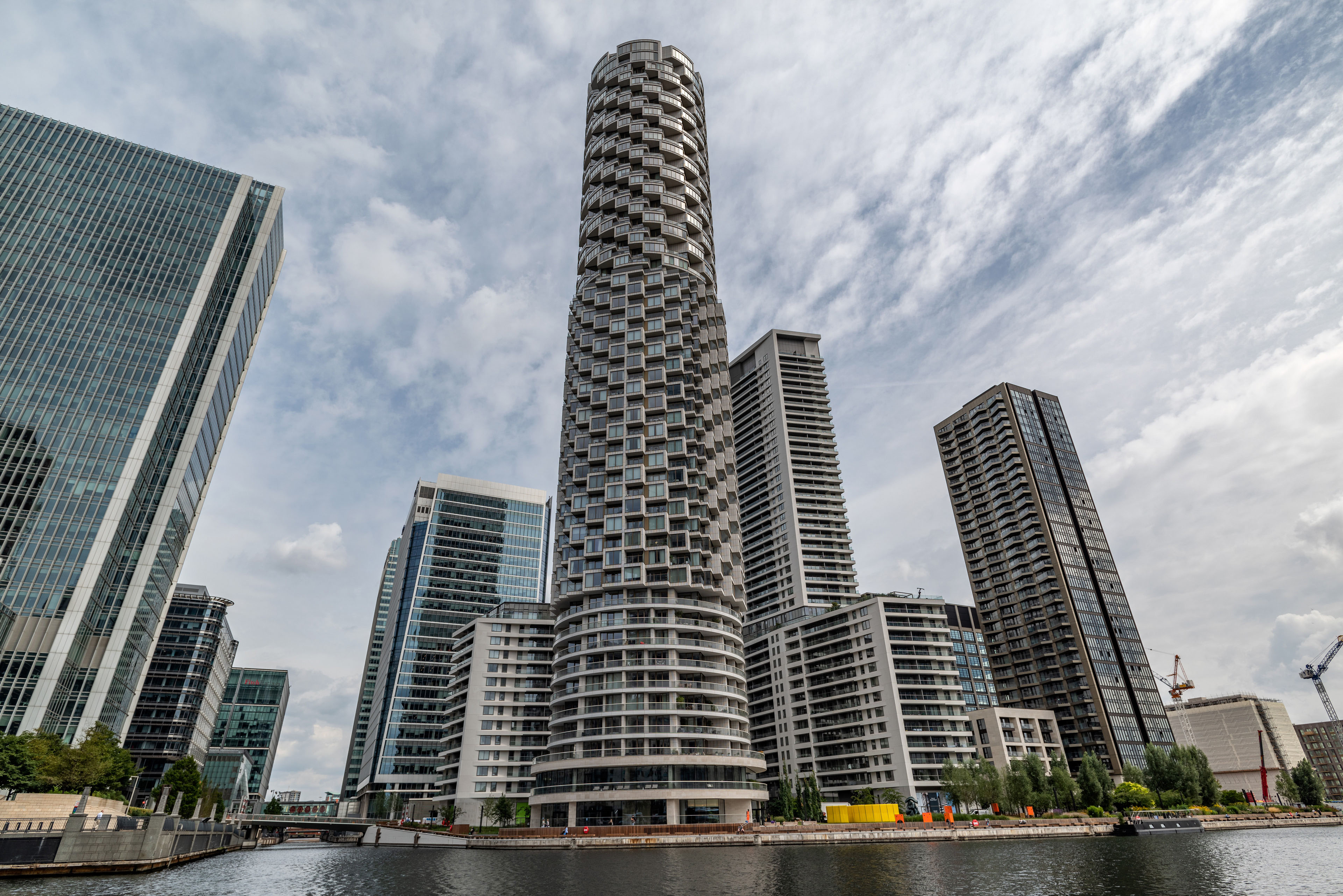 Wood Wharf Tower Development An Ironmongery Project By Strada