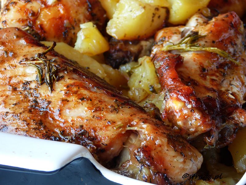 Pieczone skrzydła indyka z rozmarynem Damskomęskie spojrzenie na kuchnię