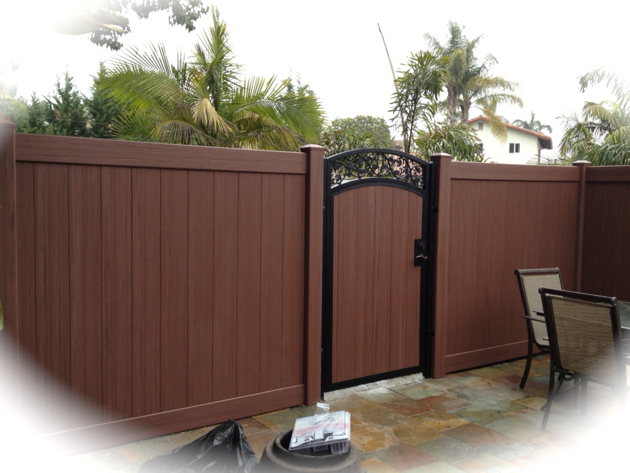 Steel Framed Vinyl Sliding Gates
