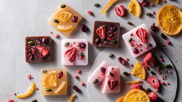 ドライフルーツ×ようかん！京菓匠「鶴屋吉信」の華やかな新商品 ストレートプレス：STRAIGHT PRESS 流行情報&トレンドニュースサイト