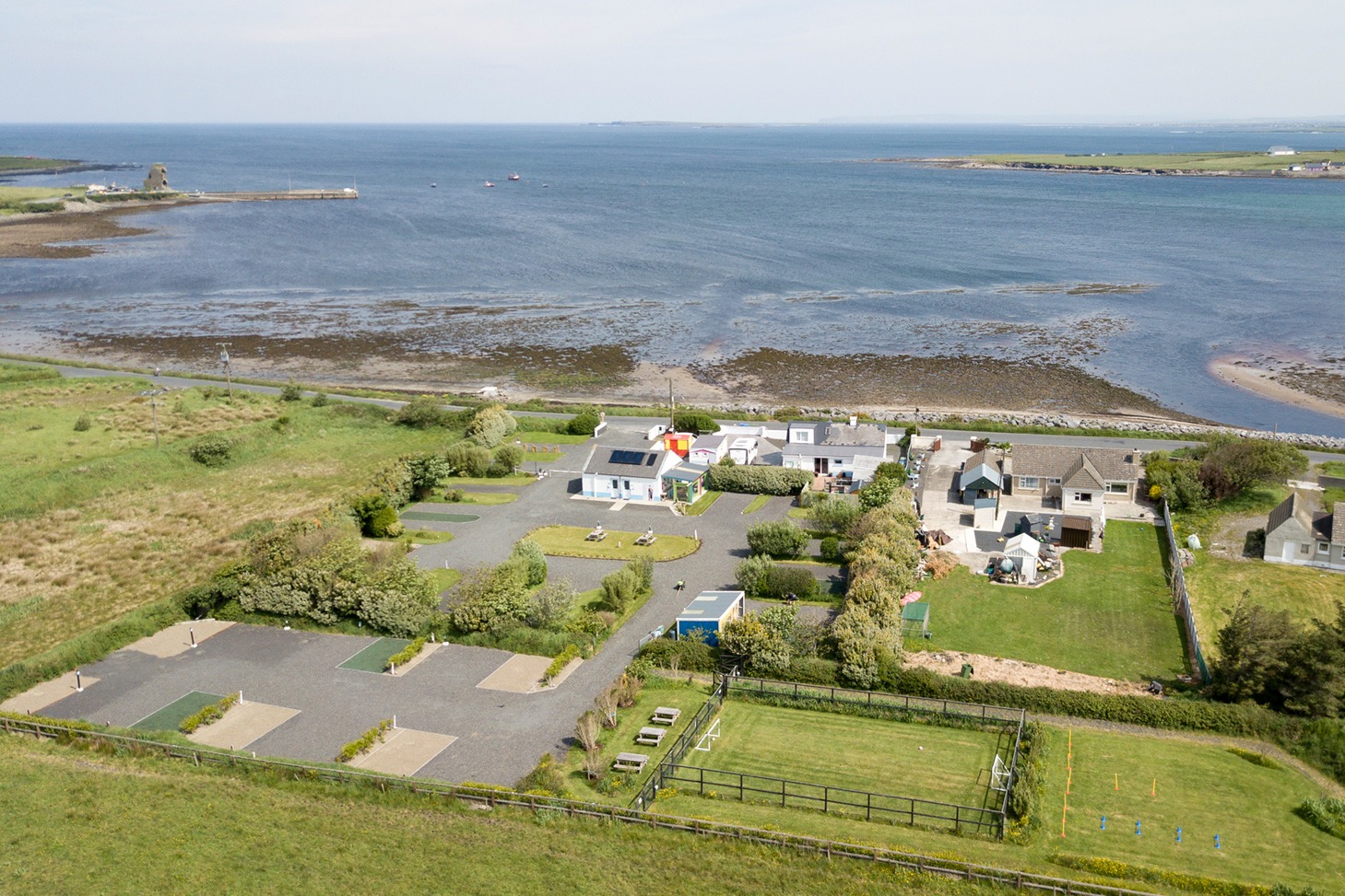 Strand Camping Doonbeg We’re a small and friendly campsite located