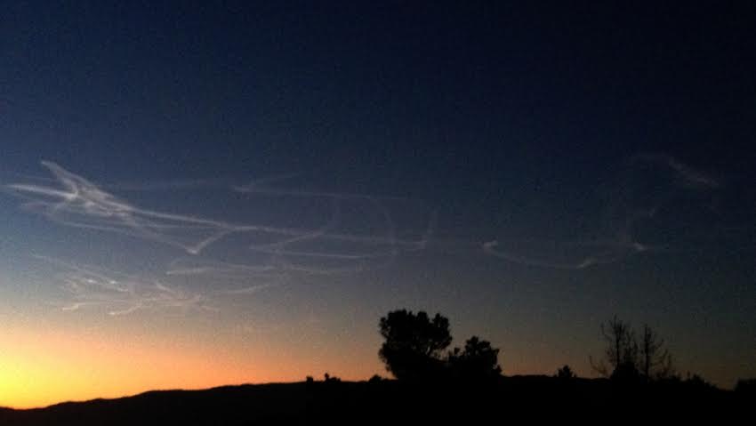 Strange clouds form crop circles in the sky of California Strange Sounds