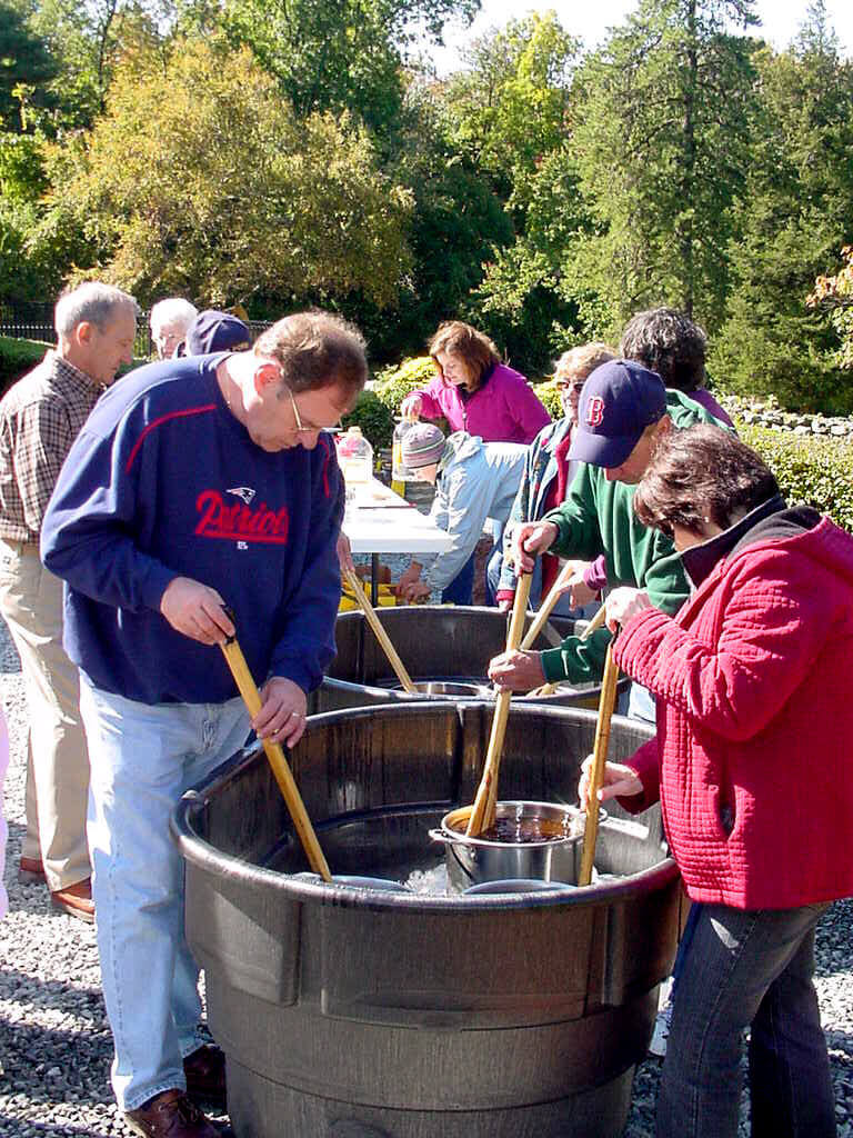 OilPrep100408j Archangel St. Raphael Holy Healing Ministry