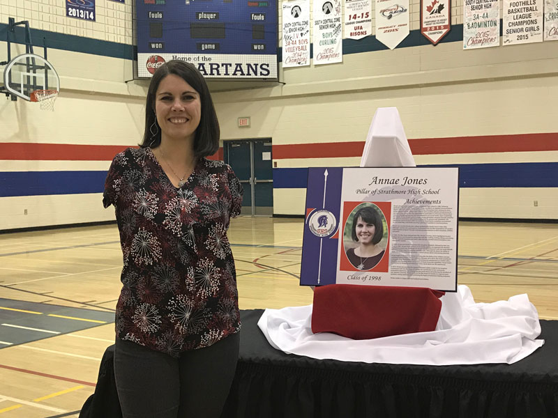Strathmore High School recognizes champions in their communities