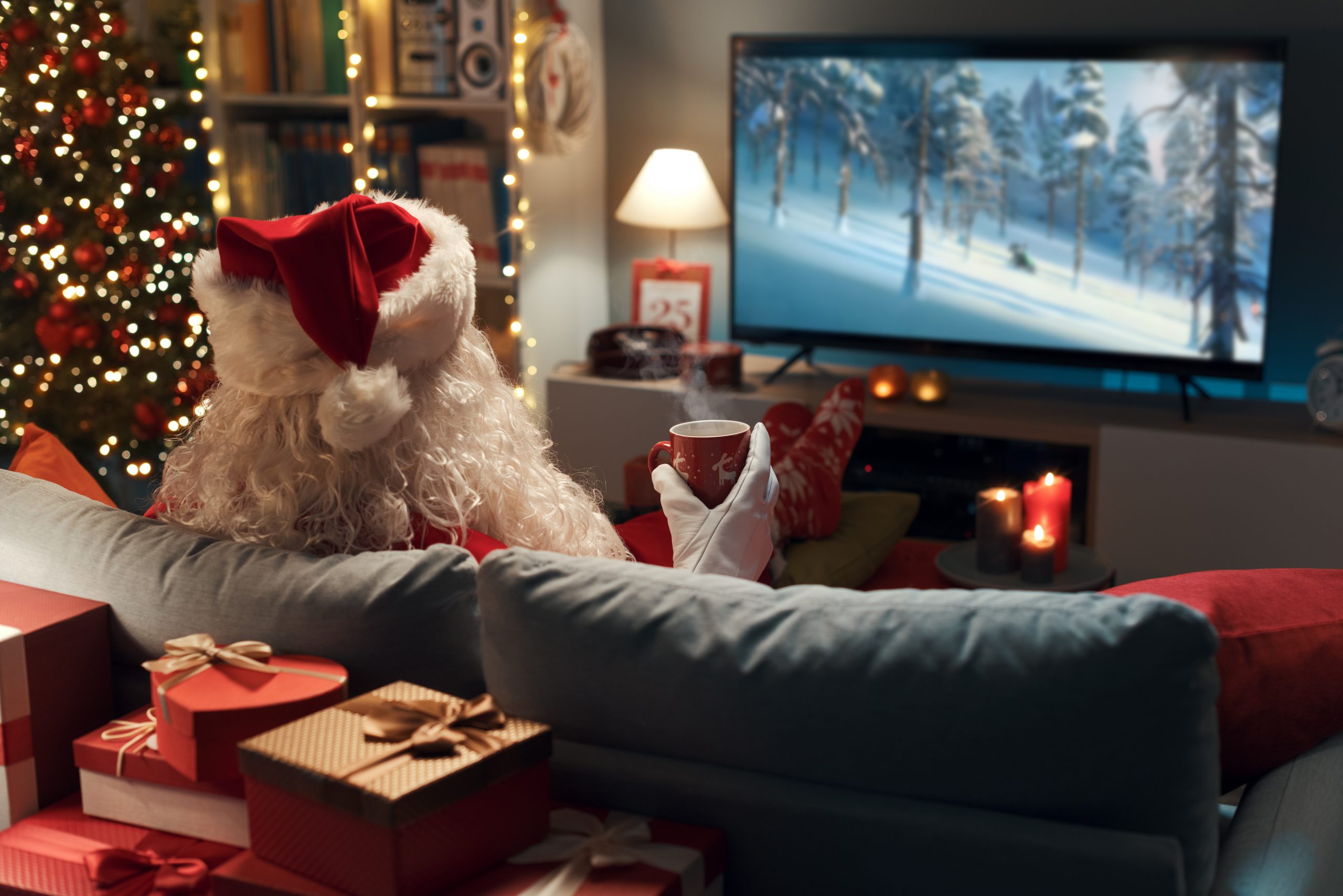 10 Best Holiday Movies to Stream This Season Streamlife