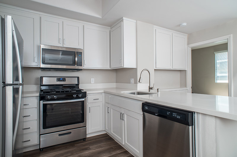 Tuscany On Fig, USC Student Housing Streamline Builders