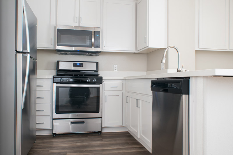 Tuscany On Fig, USC Student Housing Streamline Builders