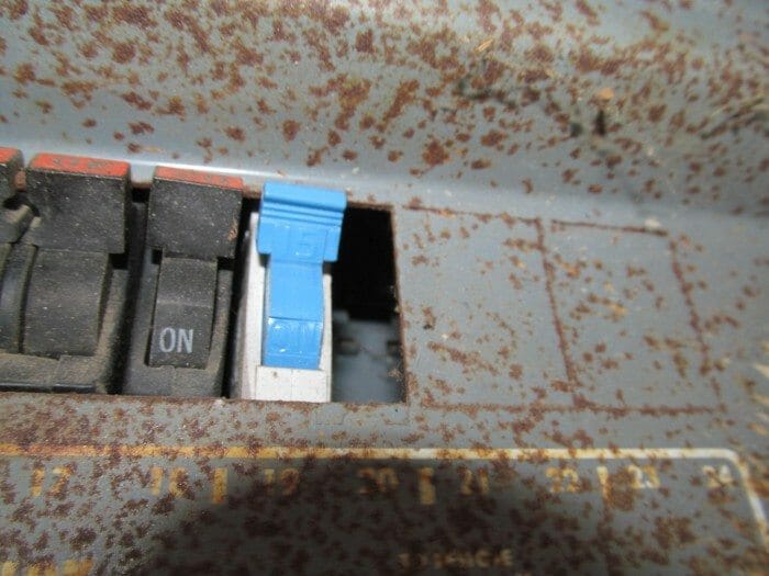 Should I replace my electrical panel? Issues to look for