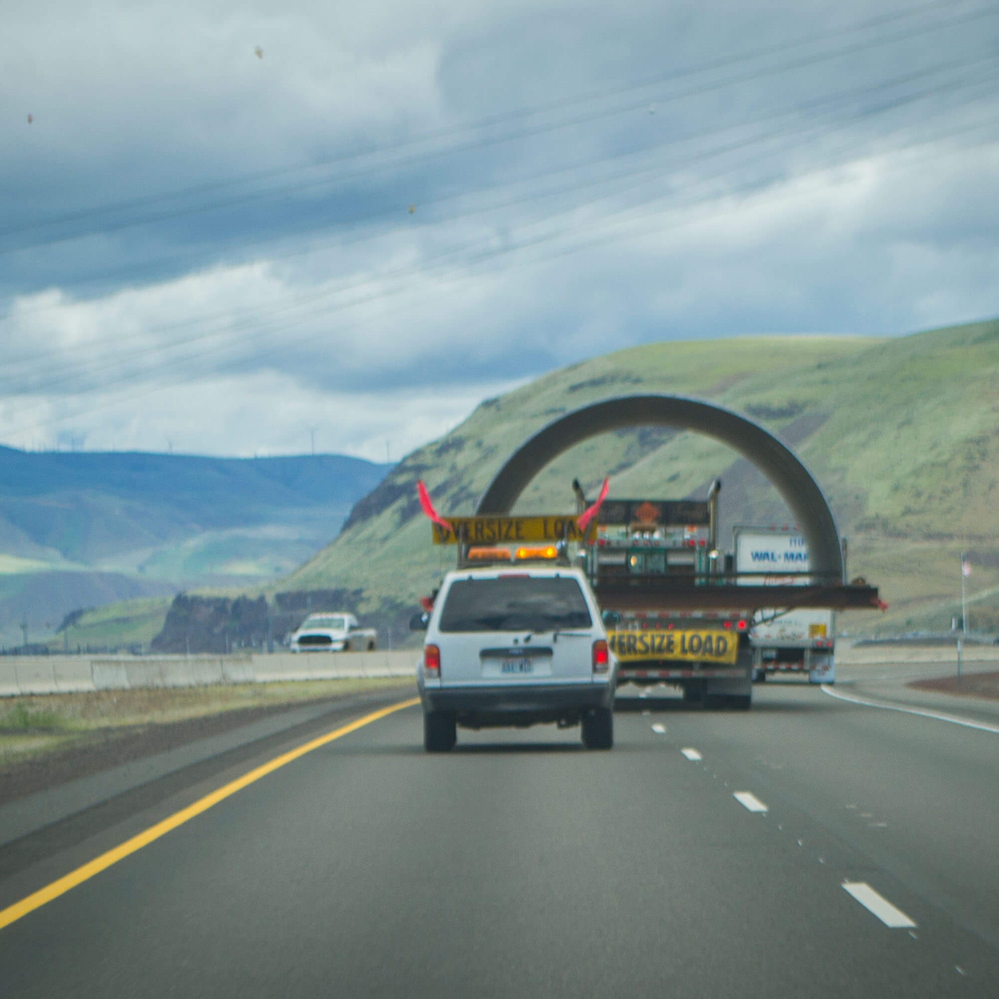 What is a Pilot Car/Escort Vehicle? Stream Logistics Construction