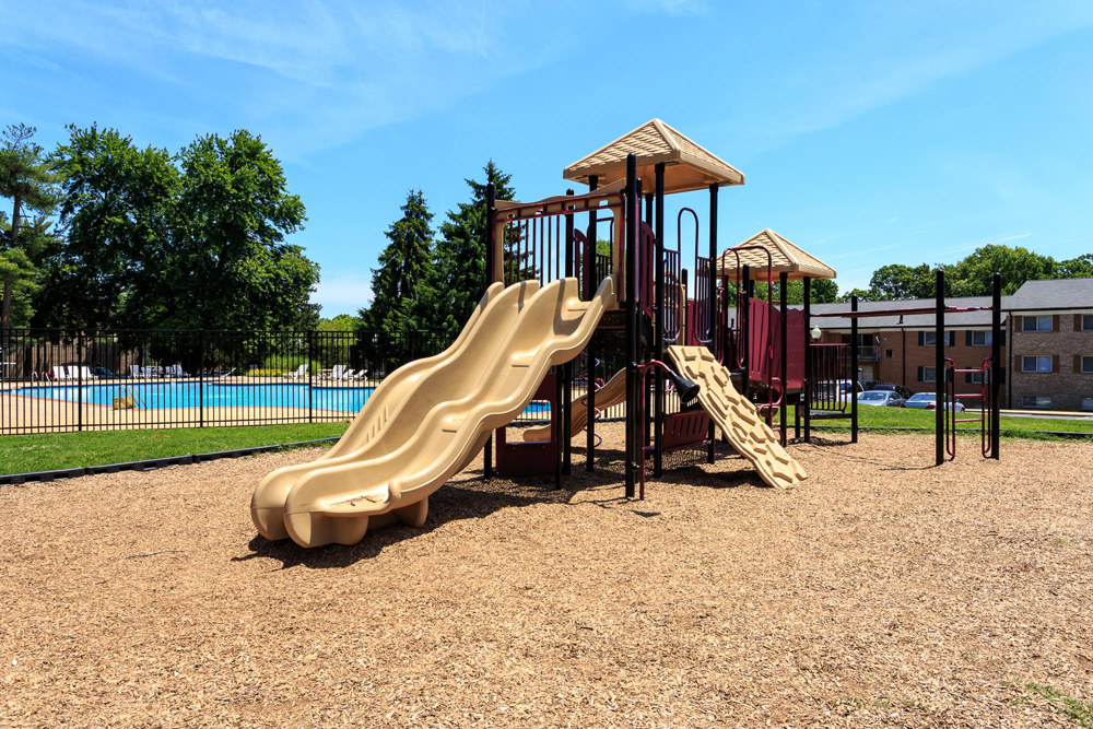 Streamside Apartments in Gaithersburg MD