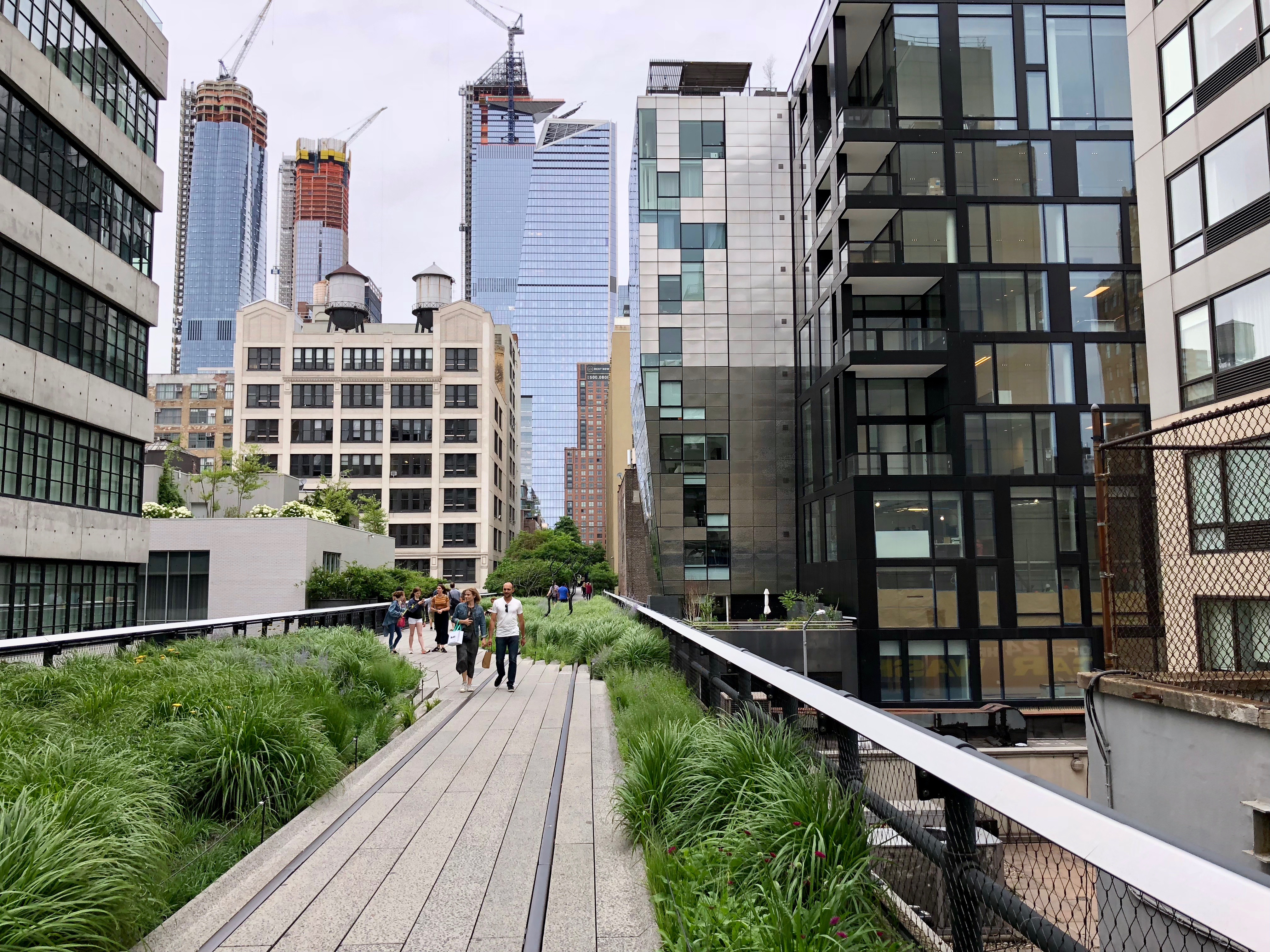 High Line Park in New York street tribe