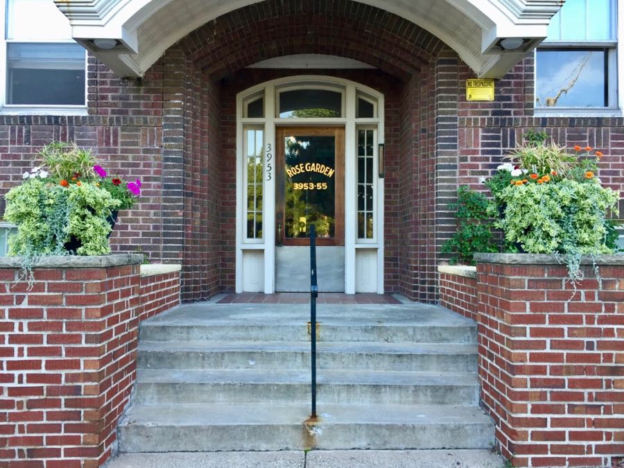 Rose Garden apartments streets.mn