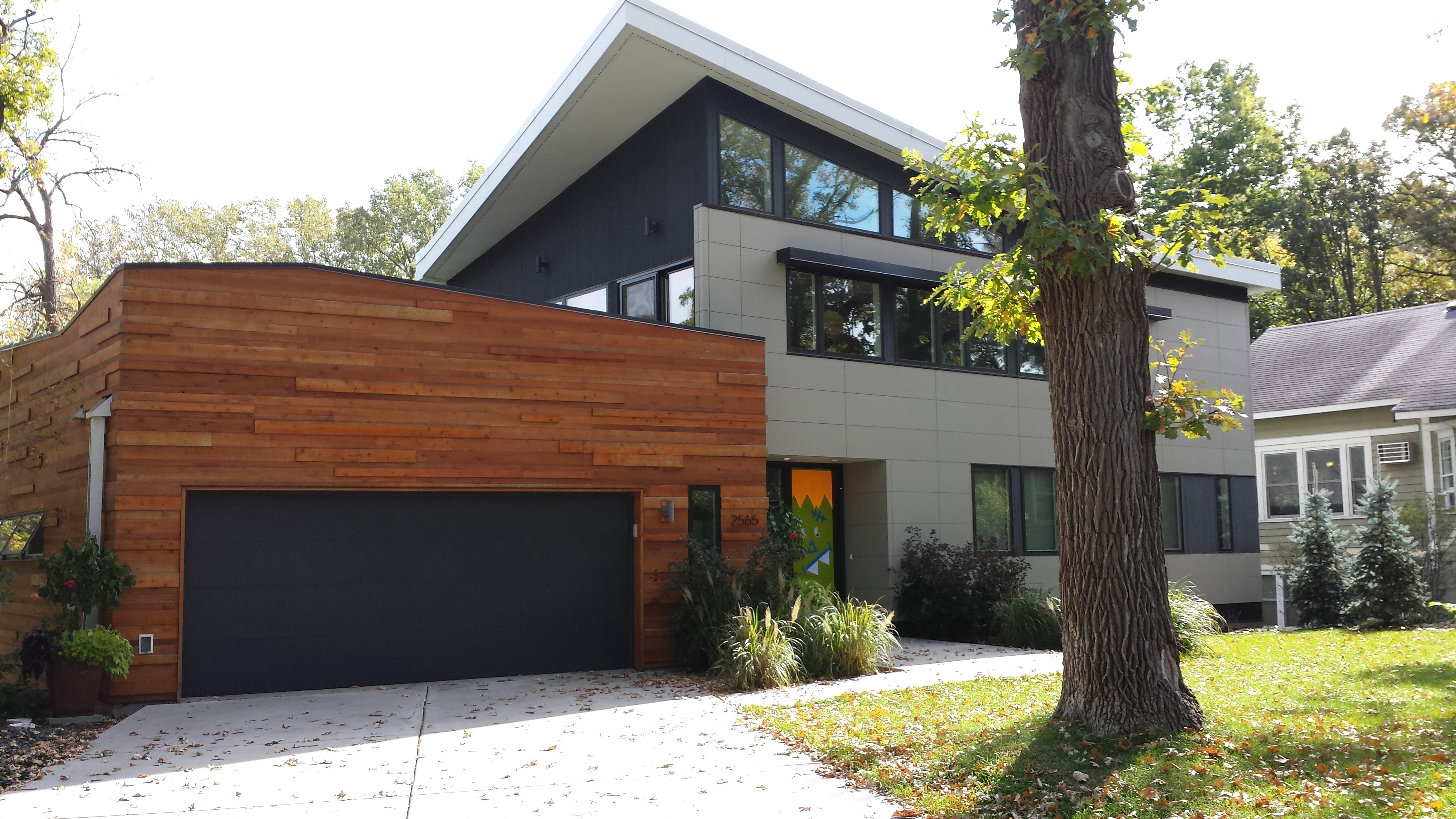 Eastern CedarIslesDean Streets.mn