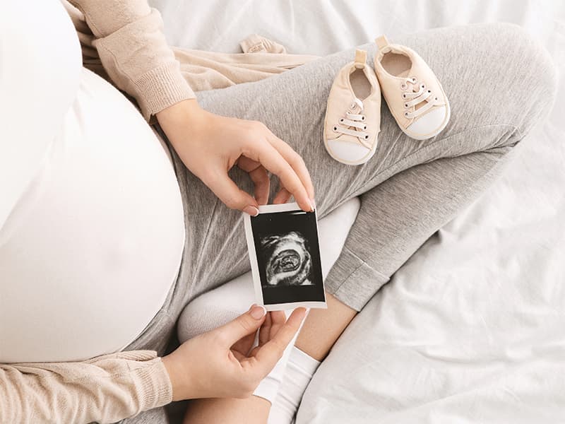 Mother and Ultrasound
