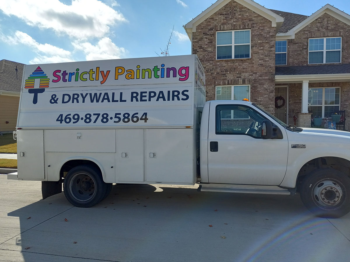 Strictly Painting & Drywall Repairs in Frisco, TX Frisco, TX Painting
