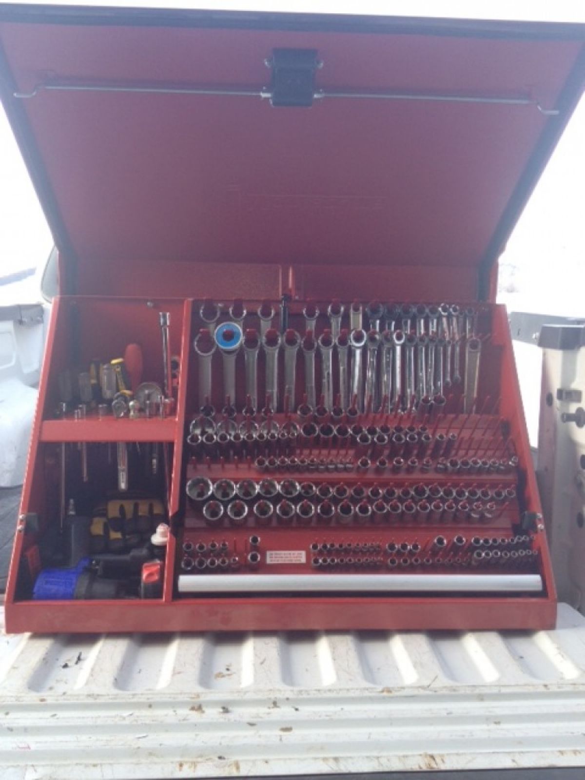 Tool Boxes by Type Top Chests